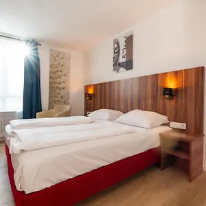 **** Hotel Astor Germania