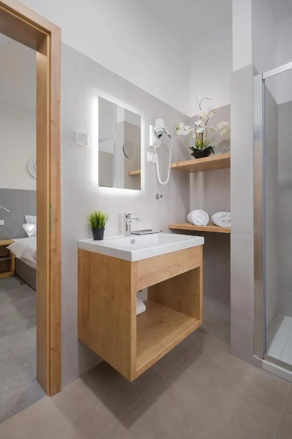 **** Aparthotel Vila Emona Ljubljana Slovenië